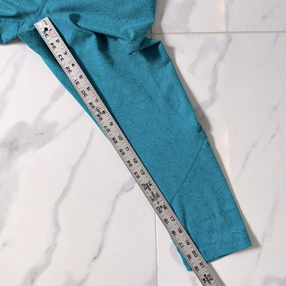 Zella Yoga Cropped Turquoise Abstract Print Leggings Women’s Small - Picture 8 of 11